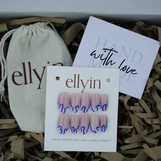 TIPSY BLUE | GRAPHIC - H26