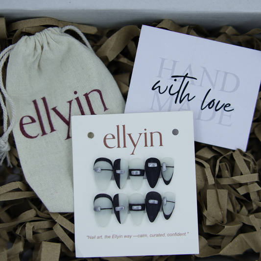 BLACK BAR ELEGANCE | EXCLUSIVE - K6