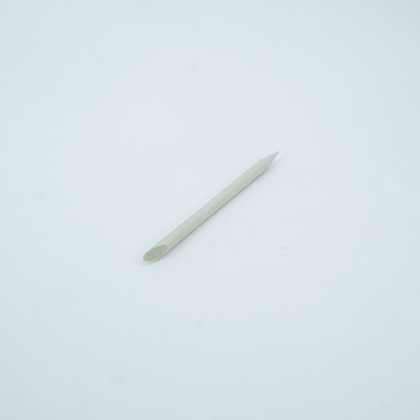 WOODEN CUTICLE PUSHER
