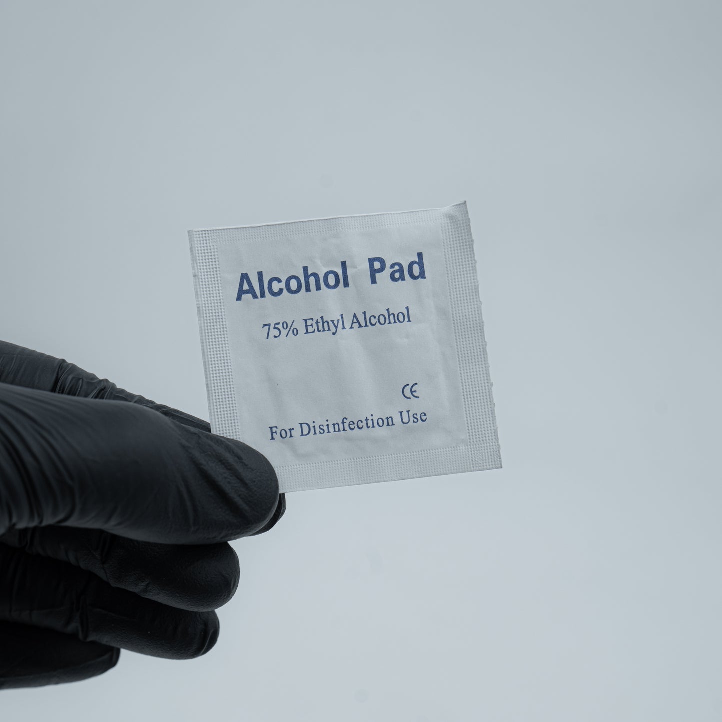 ESSENTIAL NAIL KIT