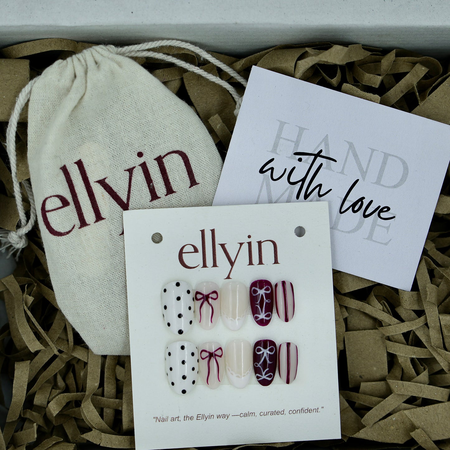 BOW BELLE | GRAPHIC | H40